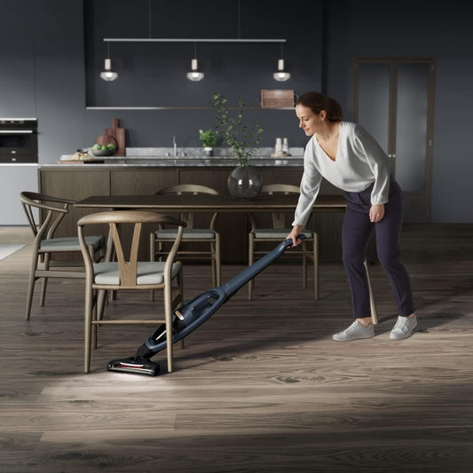 AEG QX7-1-I360 Aspiradora Sin Cable, 21,6 V, Autonomía de 50 min, 2 Velocidades, Tecnología Cyclonic, Filtración de 5 Pasos, Depósito de 0,3 L, Aspiradora Escoba y de Mano, Azul